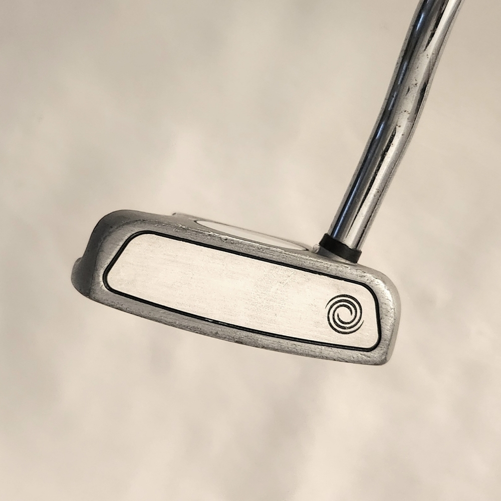Odyssey 2 Ball J kids Putter Right Handed Junior Golf Club 29 inches long Steel - Picture 2 of 8